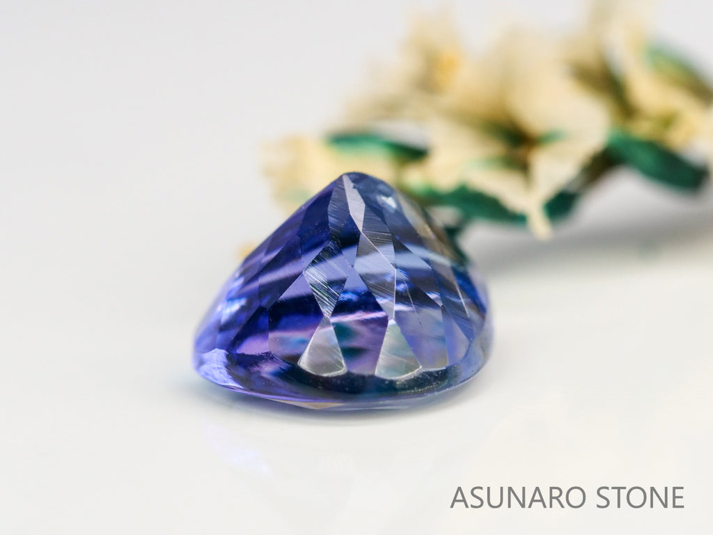 バイカラータンザナイト　マロンカット　タンザニア産　　1.32ct【240115-1972】