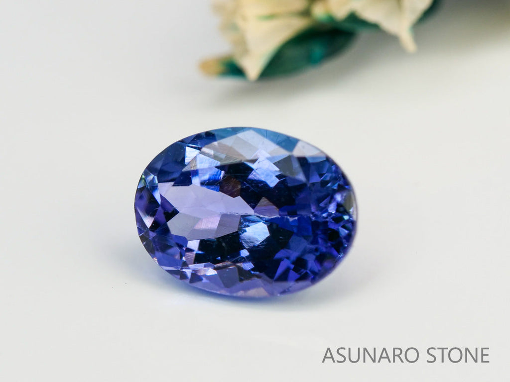 バイカラータンザナイト　オーバルカット　タンザニア産　　0.93ct【240115-1974】