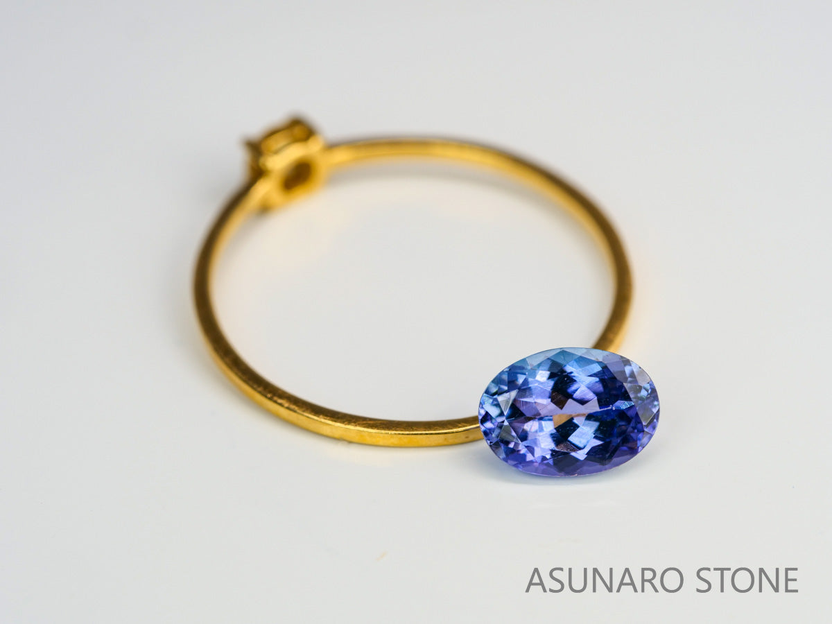 バイカラータンザナイト　オーバルカット　タンザニア産　　0.93ct【240115-1974】