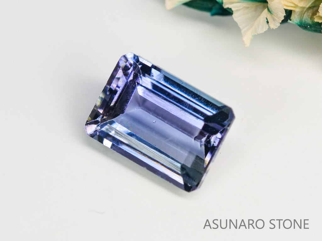 バイカラータンザナイト　エメラルドカット　タンザニア産　　1.22ct【240205-1975】