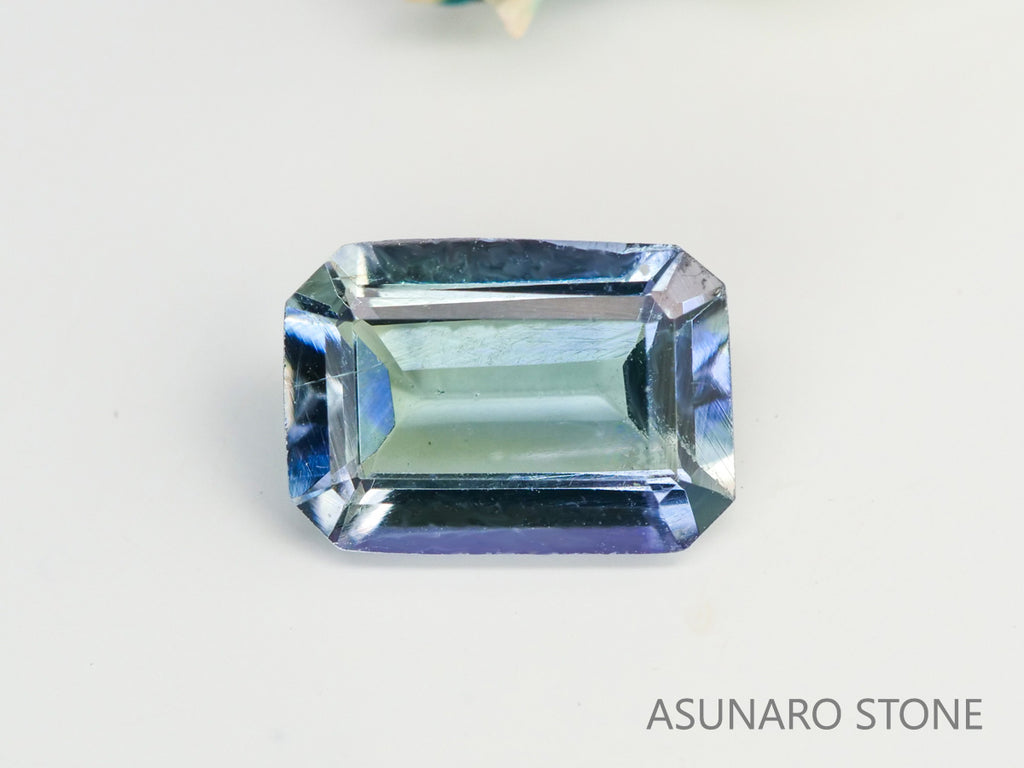 バイカラータンザナイト　エメラルドカット　タンザニア産　　0.78ct【240205-1976】