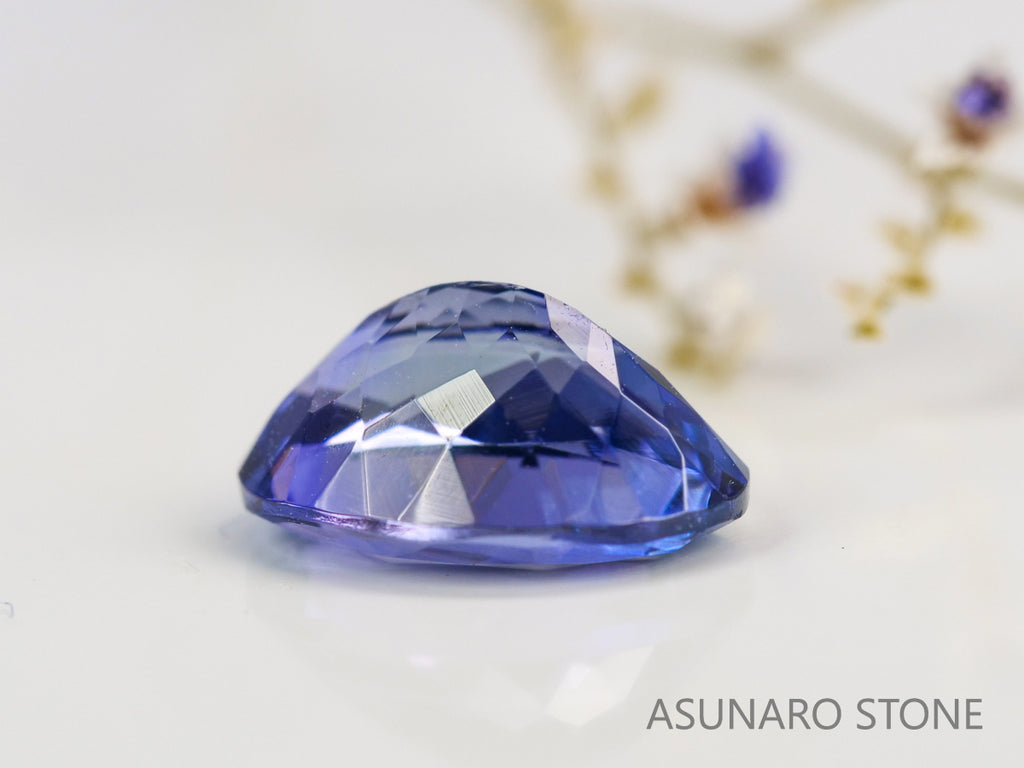 パーティーカラータンザナイト　オーバルカット　タンザニア産　　1.25ct【240115-1982】