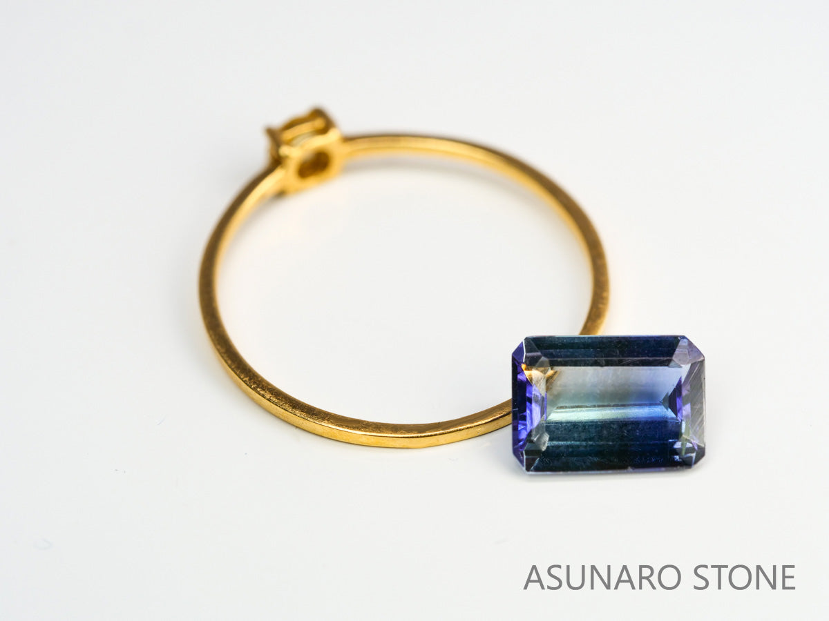 パーティーカラータンザナイト　エメラルドカット　タンザニア産　　1.36ct【231130-1983】