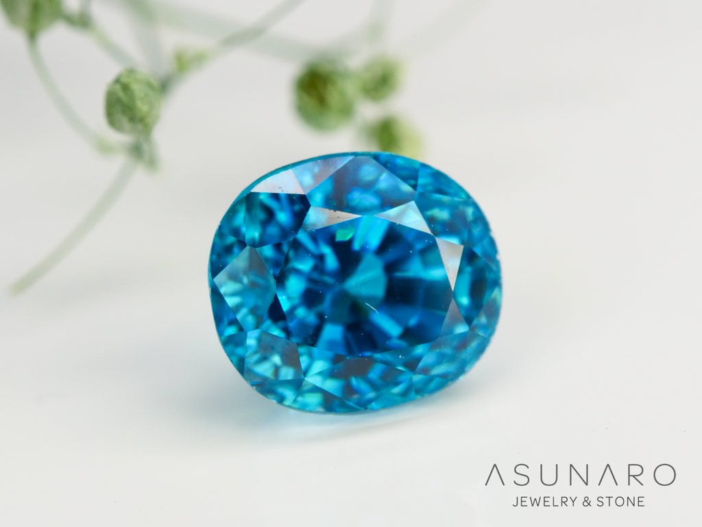 ブルージルコン　ラタナキリブルー　クッションカット　2.52ct　カンボジア産　【240502-1993】