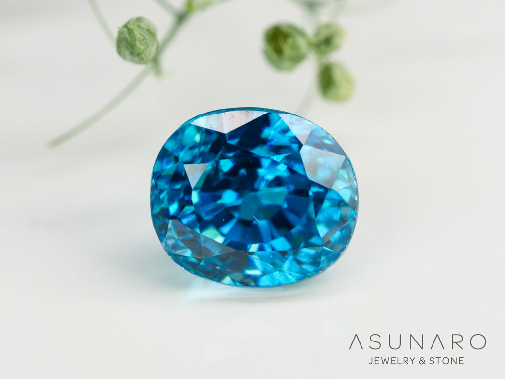 ブルージルコン　ラタナキリブルー　クッションカット　2.52ct　カンボジア産　【240502-1993】