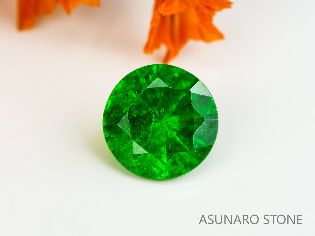 デマントイドガーネット ラウンドカット　ロシア産  0.31ct【240209-2000】