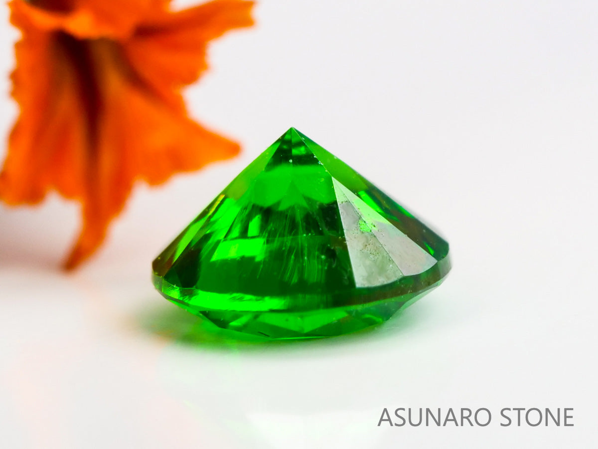 デマントイドガーネット ラウンドカット　ロシア産  0.20ct【240209-2002】