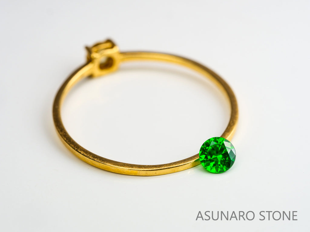 デマントイドガーネット ラウンドカット　ロシア産  0.20ct【240209-2002】