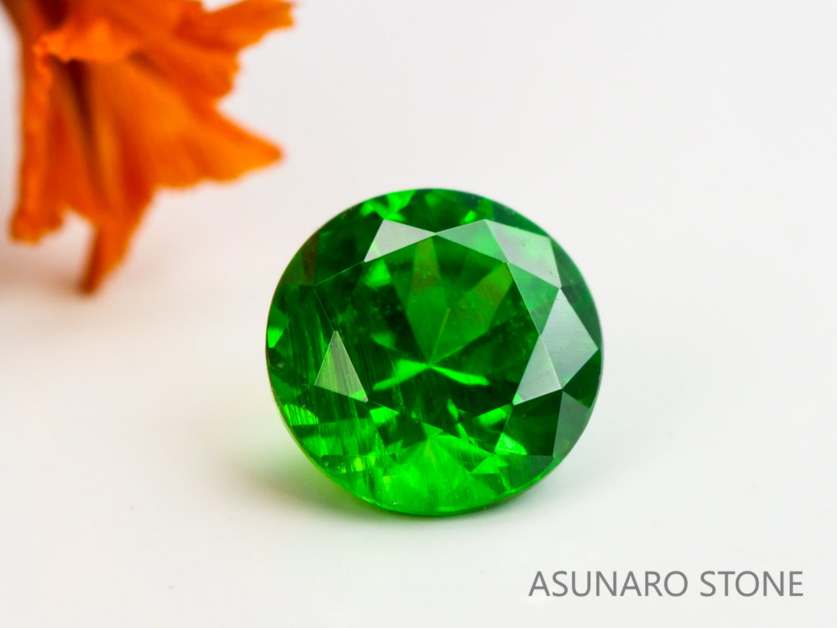 デマントイドガーネット ラウンドカット　ロシア産  0.19ct【240209-2003】