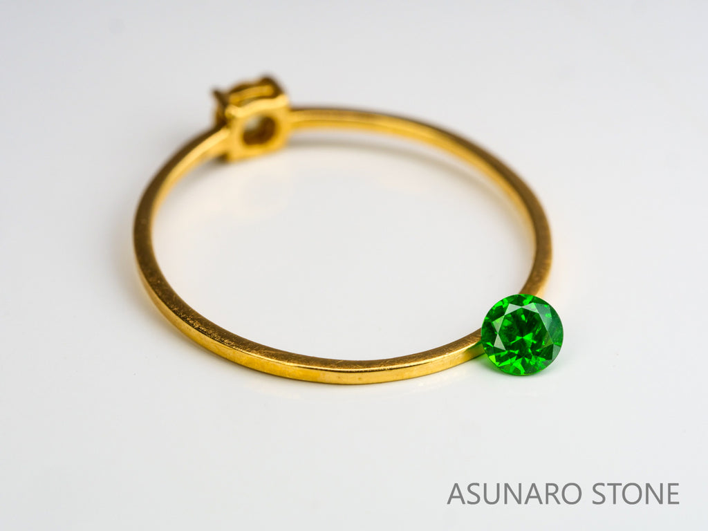 デマントイドガーネット ラウンドカット　ロシア産  0.19ct【240209-2003】