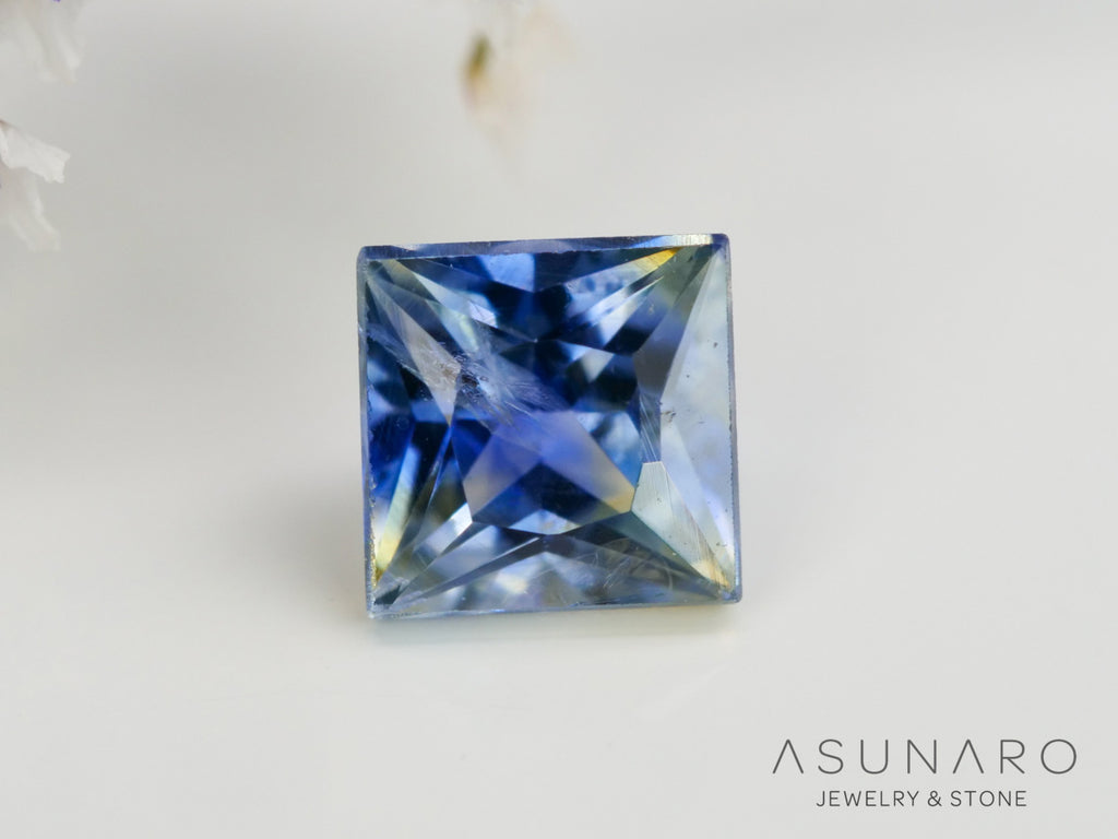 バイカラーサファイア 　スクエアカット　 スリランカ産　0.27ct【240501-1811】