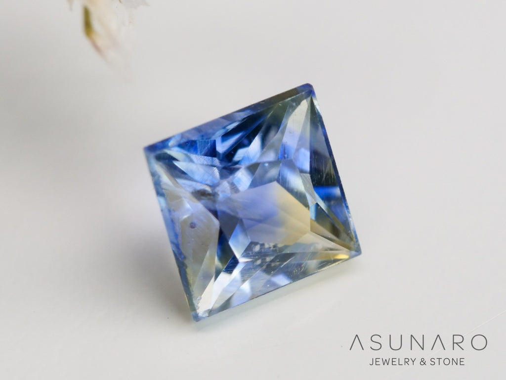 バイカラーサファイア 　スクエアカット　 スリランカ産　0.27ct【240501-1811】