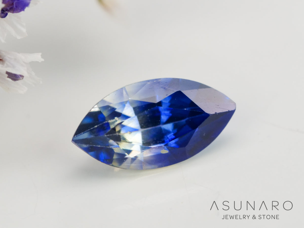 バイカラーサファイア マーキスカット スリランカ産 0.19ct【240501