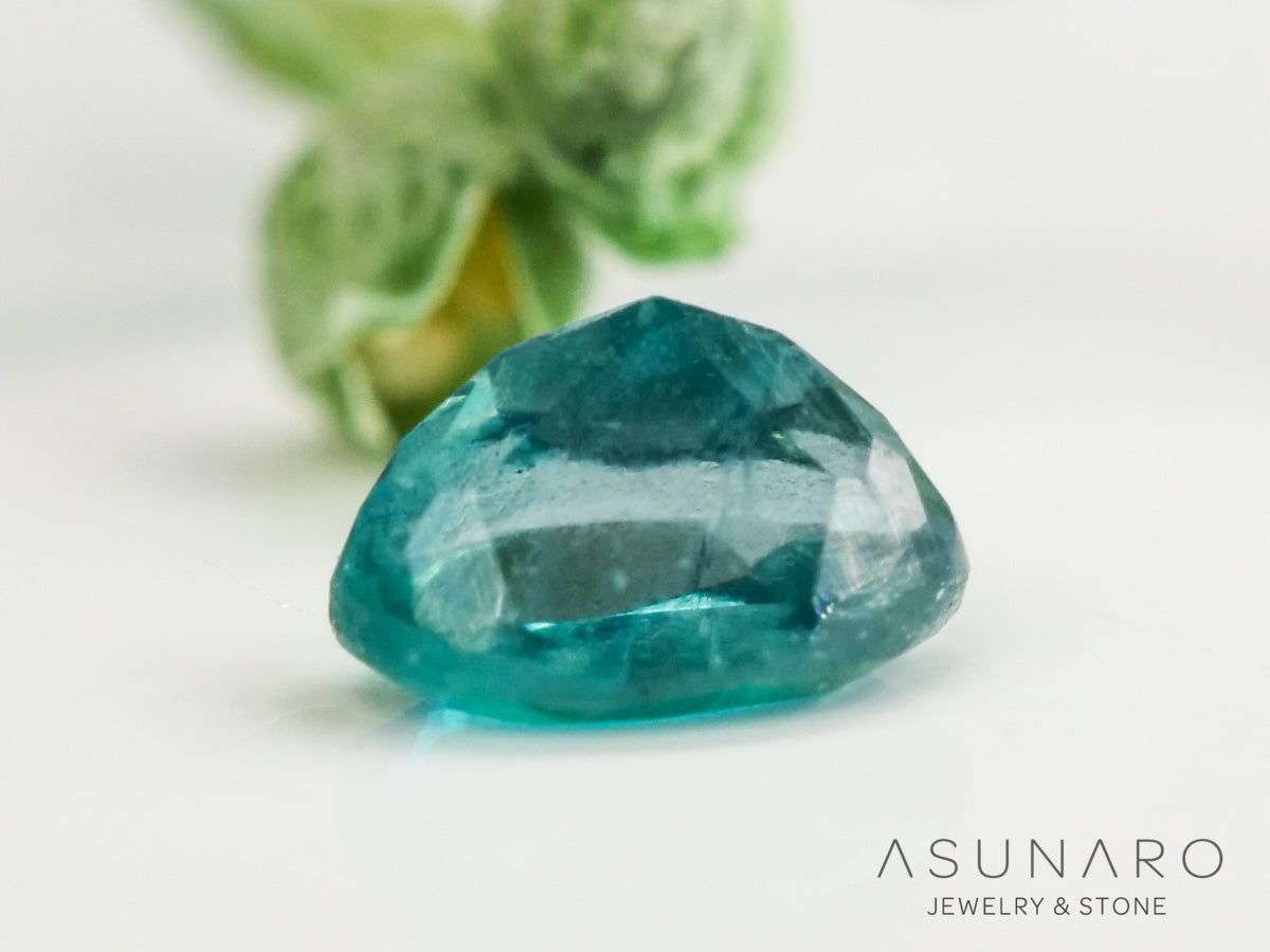 グランディディエライト　オーバルカット　 マダガスカル産　0.08ct　【240306-2008】