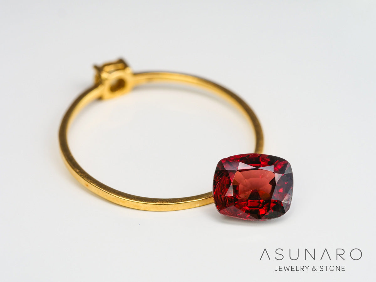 高品質レッドスピネル クッションカット スリランカ産 1.26ct 【240502