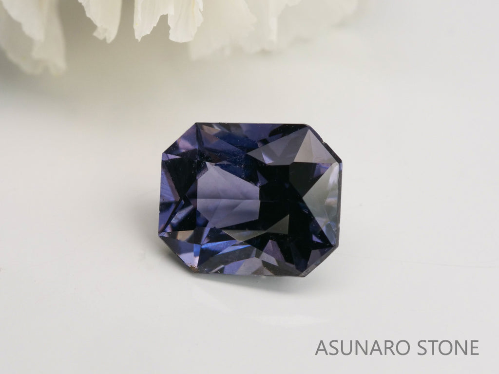 グレイッシュバイオレットスピネル 　エメラルドカット　スリランカ産　1.32ct　【240208-2017】