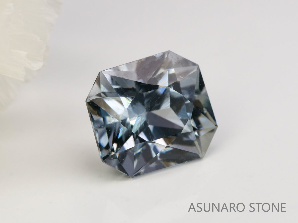 グレースピネル 　エメラルドカット　スリランカ産　1.51ct　【240208-2019】