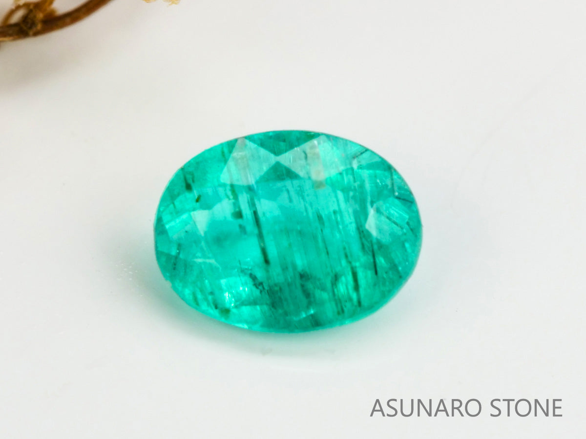 パライバトルマリン　オーバルカット 　ブラジル産　0.20ct 　  【240125-2058】