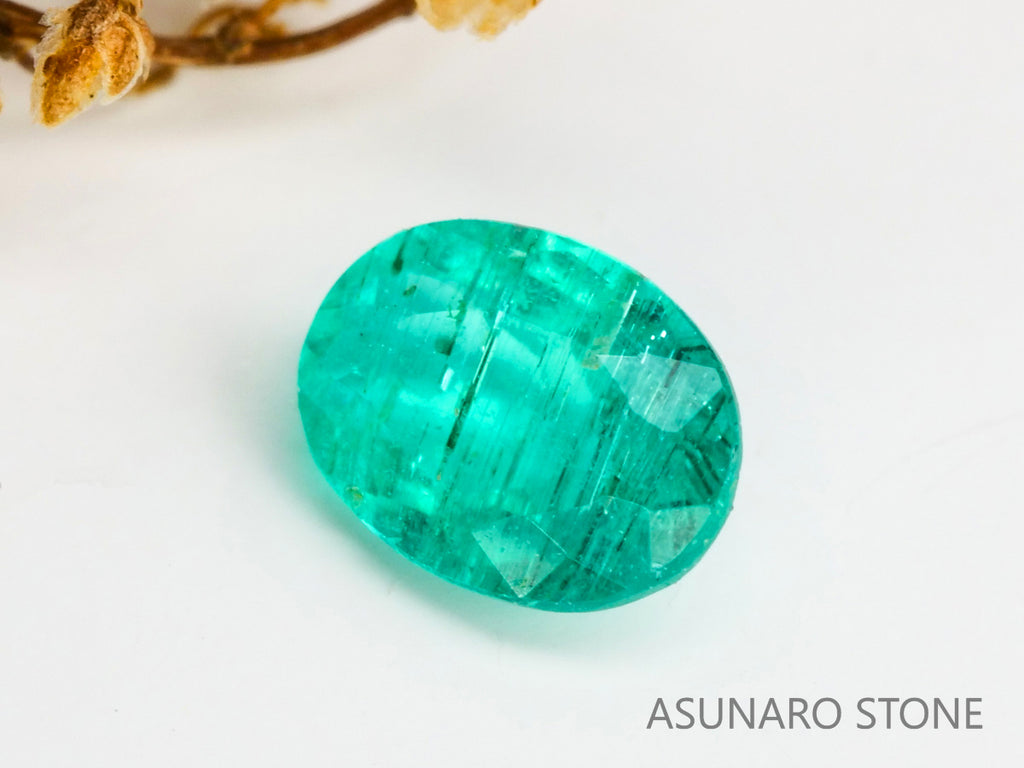 パライバトルマリン　オーバルカット 　ブラジル産　0.20ct 　  【240125-2058】