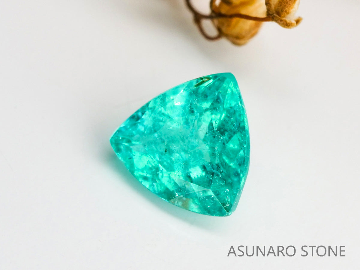 パライバトルマリン　トリリアントカット　ブラジル産　0.22ct 　  【240125-2061】