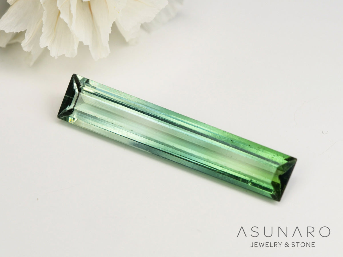 バイカラートルマリン　スクエアカット　ルワンダ産　2.05ct【240513-2027】