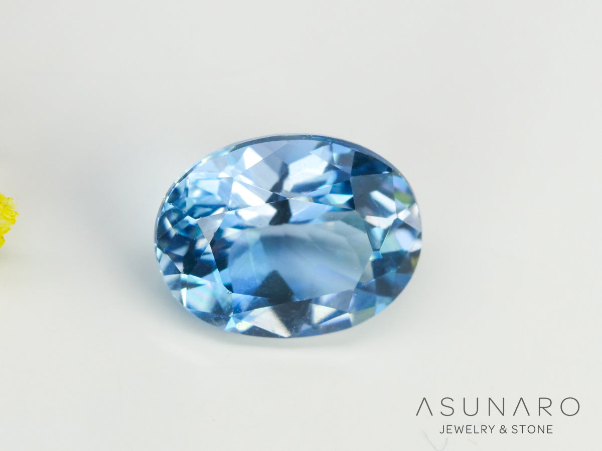 インペリアルブルーアパタイト　オーバルカット　 マダガスカル産　1.17ct　【240312-2068】