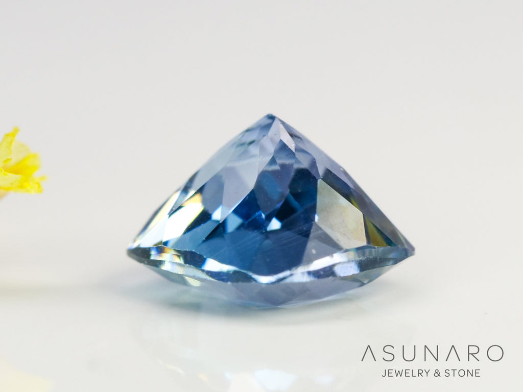インペリアルブルーアパタイト　クッションカット　 マダガスカル産　1.77ct　【240312-2087】