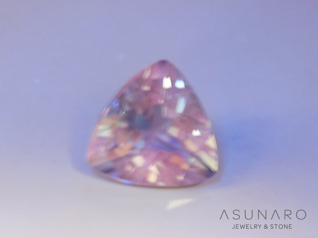 インペリアルブルーアパタイト　トリリアントカット　 マダガスカル産　1.72ct　【240312-2088】