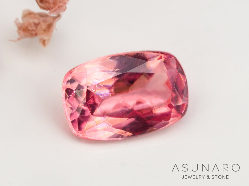 ロードクロサイト 　クッションカット　アメリカ・コロラド産　0.48ct　【240415-2094】