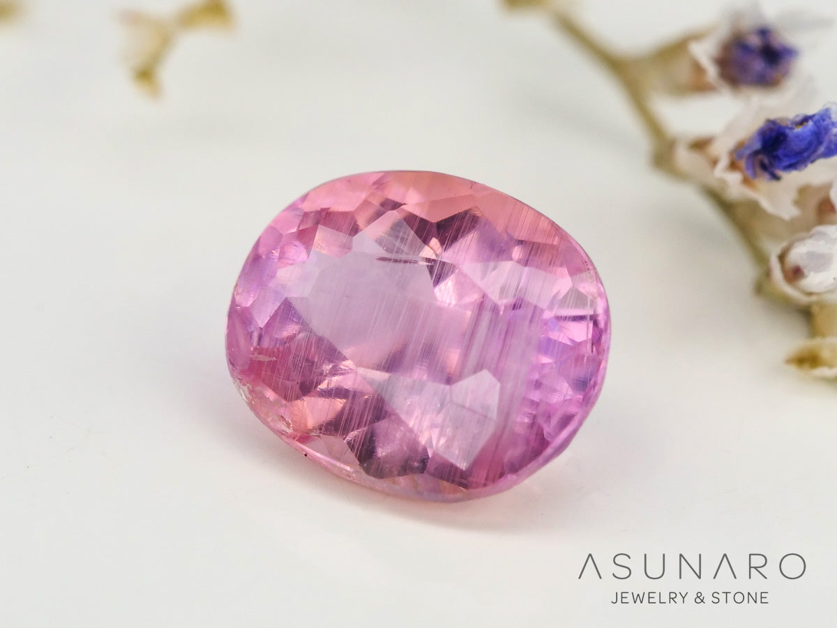 ペツォッタイト　クッションカット　マダガスカル産 　0.46ct【230403-579】