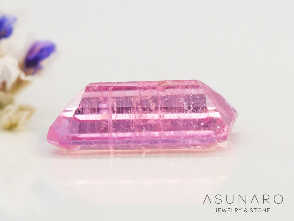 ペツォッタイト　エメラルドカット　マダガスカル産 　0.47ct【230403-434】