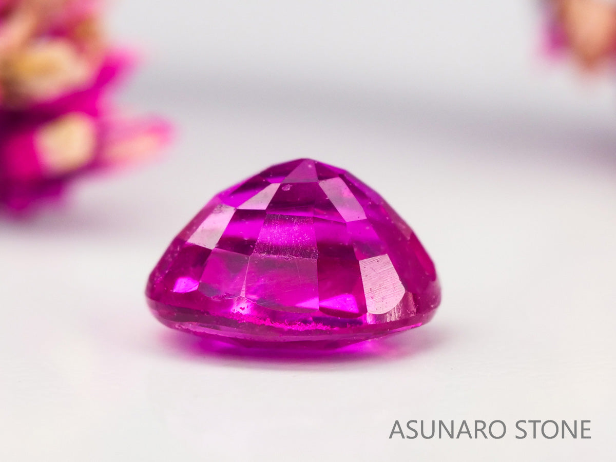 ピジョンブラッドルビー　オーバルカット　 タイ産　0.25ct　鑑別書付【240221-2109】