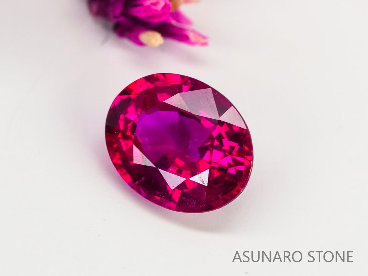 ピジョンブラッドルビー　オーバルカット　 タイ産　0.40ct　鑑別書付【240221-2113】