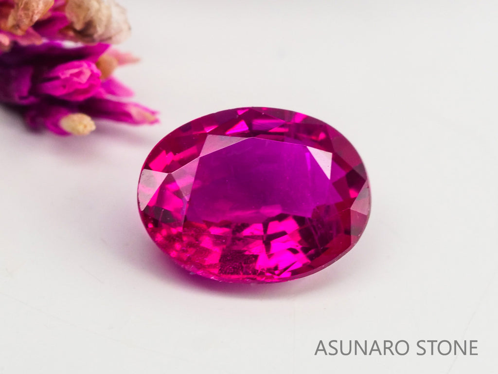 ピジョンブラッドルビー　オーバルカット　 タイ産　0.38ct　鑑別書付【240221-2114】