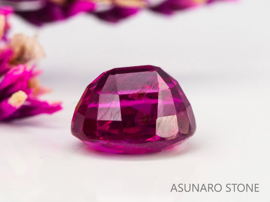 ピジョンブラッドルビー　オーバルカット　 タイ産　0.70ct　鑑別書付【240221-2115】