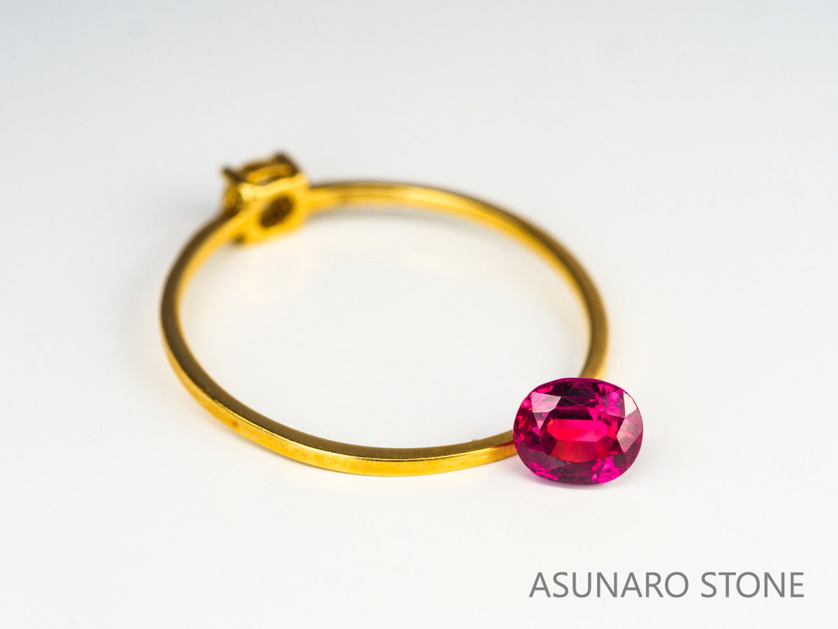 ピジョンブラッドルビー　オーバルカット　 タイ産　0.70ct　鑑別書付【240221-2115】