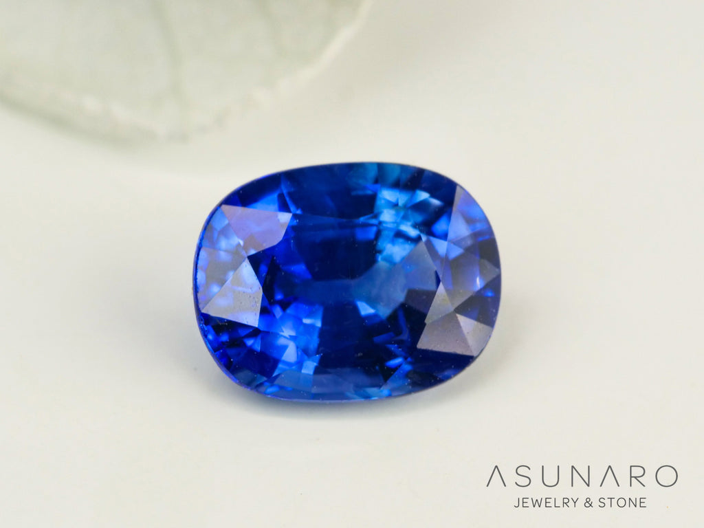 ロイヤルブルーサファイア 　クッションカット スリランカ産　0.91ct　鑑別書付【240507-2132】