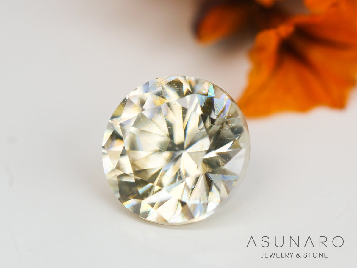 キャシテライト  ラウンドカット　ビルマ産 　0.85ct　【240404-2141】