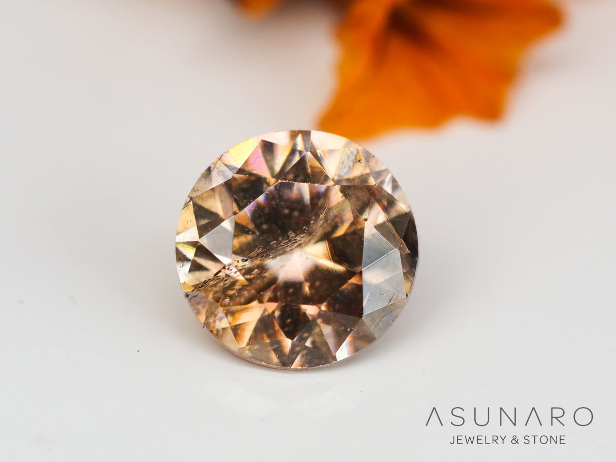 キャシテライト  ラウンドカット　ビルマ産 　0.60ct　【240404-2142】