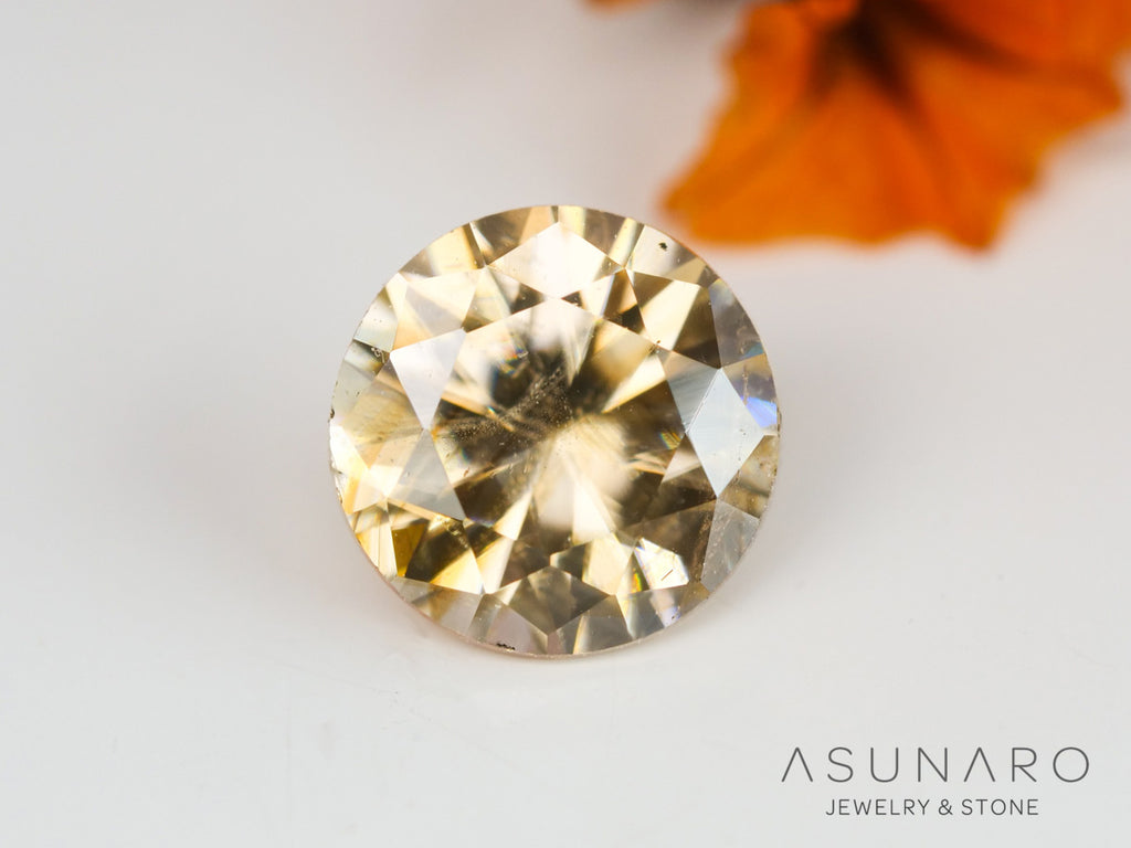 キャシテライト  ラウンドカット　ビルマ産 　0.82ct　【240404-2144】