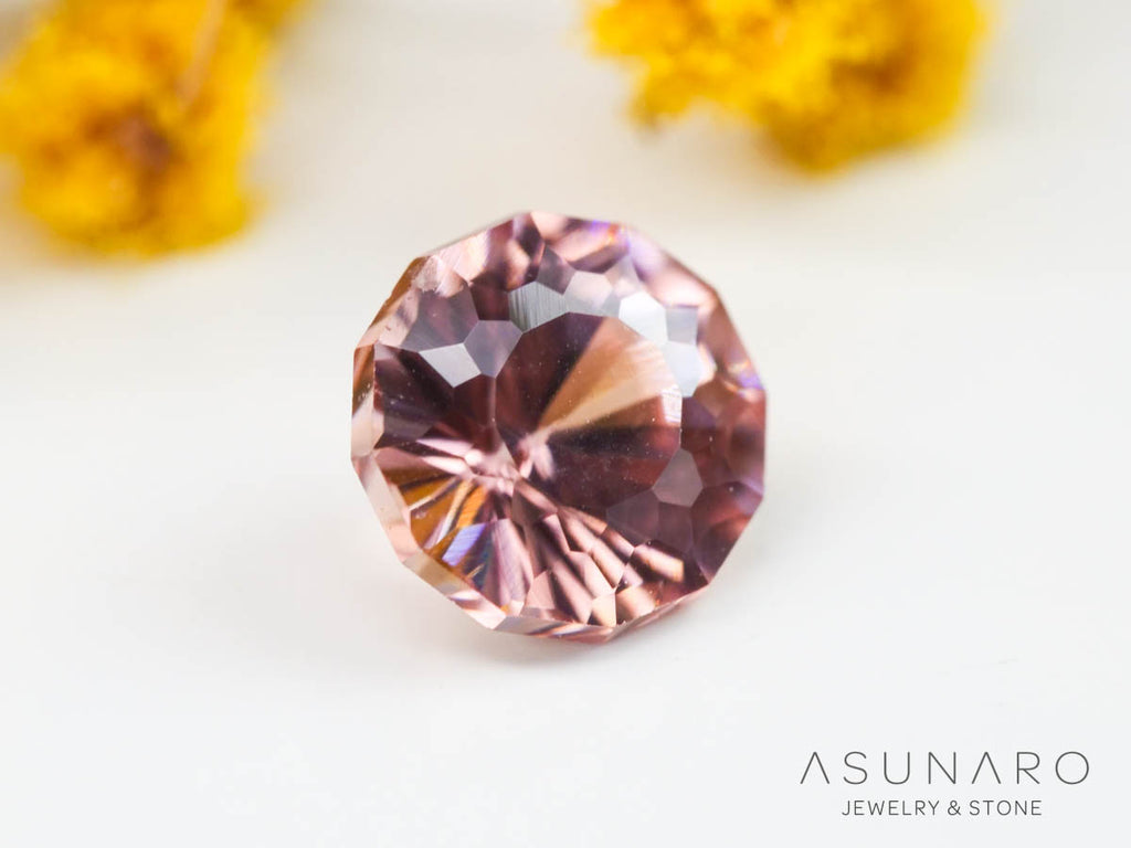 ピンクジルコン　ドデカゴンカット　0.87ct　カンボジア産　【240802-2287】