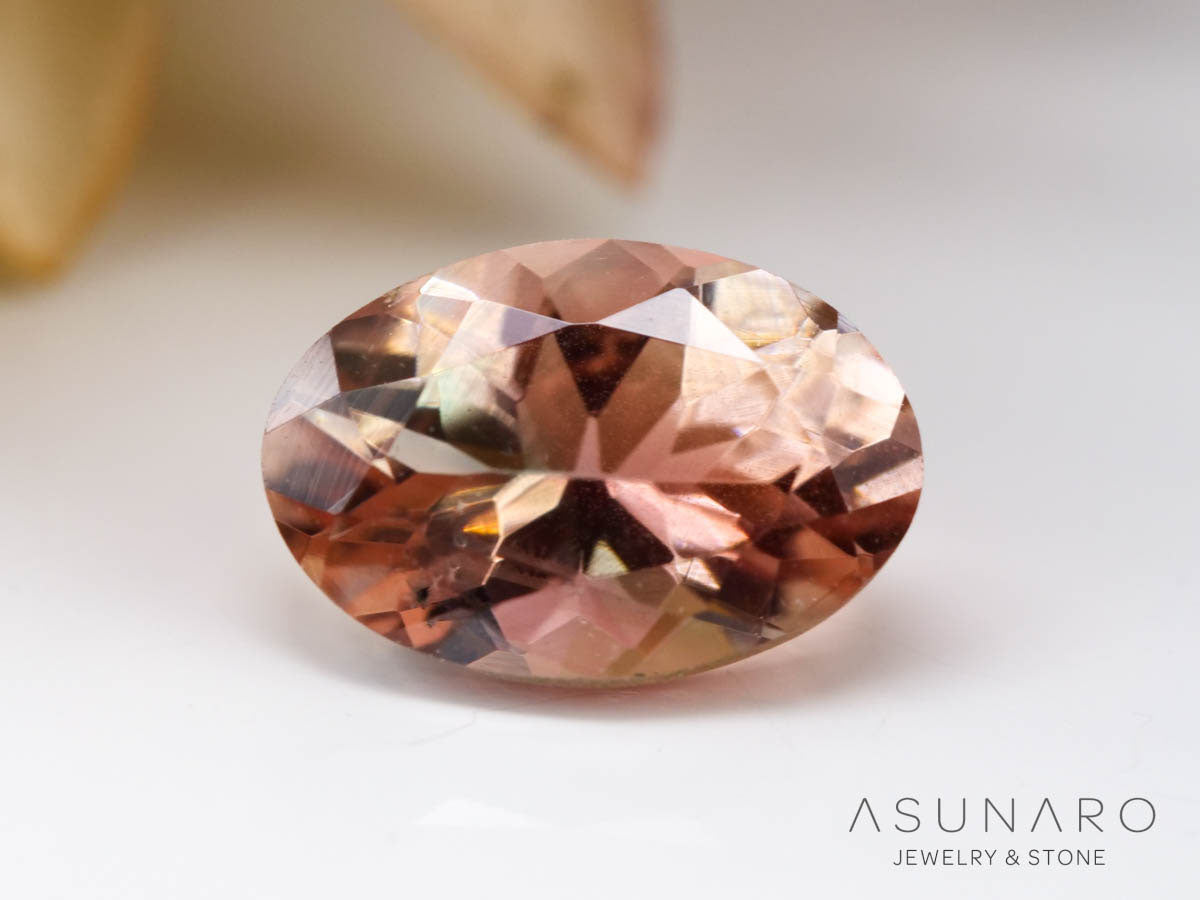 レッドラブラドライト　オーバルカット　エチオピア産　0.47ct【241023-2411】