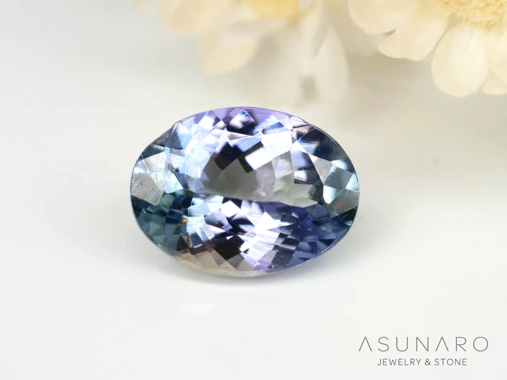 バイカラーゾイサイト（タンザナイト） オーバルカット　タンザニア産　1.27ct【241211-2394】