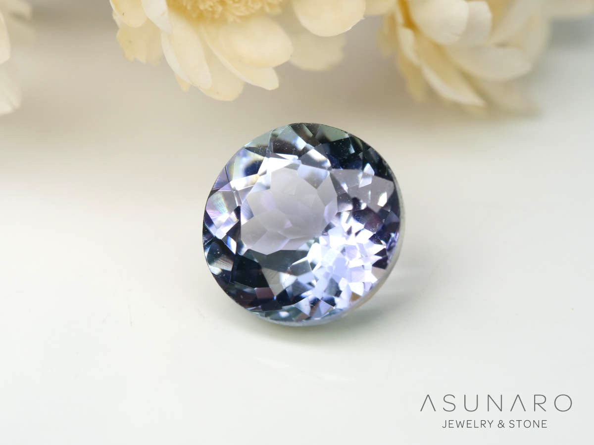 バイカラーゾイサイト（タンザナイト）ラウンドカット　タンザニア産　1.00ct【241211-2395】