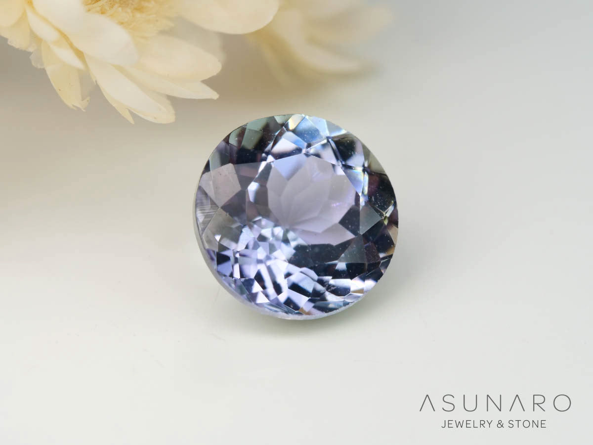 バイカラーゾイサイト（タンザナイト）ラウンドカット　タンザニア産　1.00ct【241211-2395】