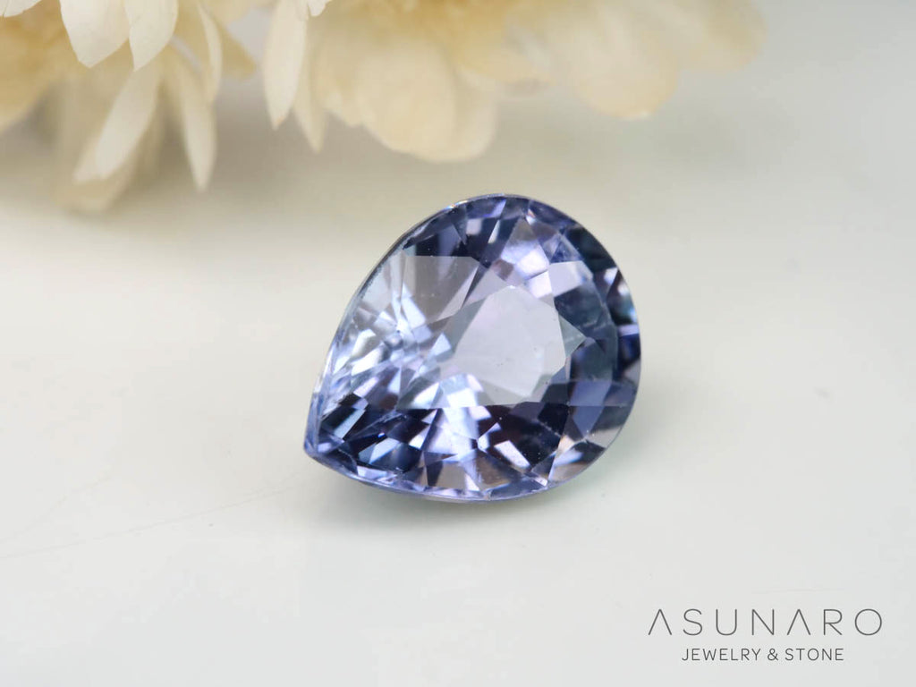 バイカラーゾイサイト（タンザナイト）ペアシェイプ　タンザニア産　1.02ct【241211-2399】