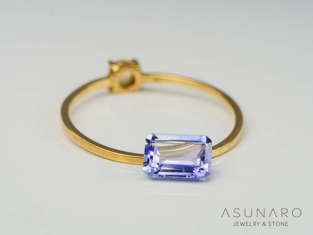 バイカラーゾイサイト（タンザナイト）エメラルドカット　タンザニア産　0.74ct【241211-2402】