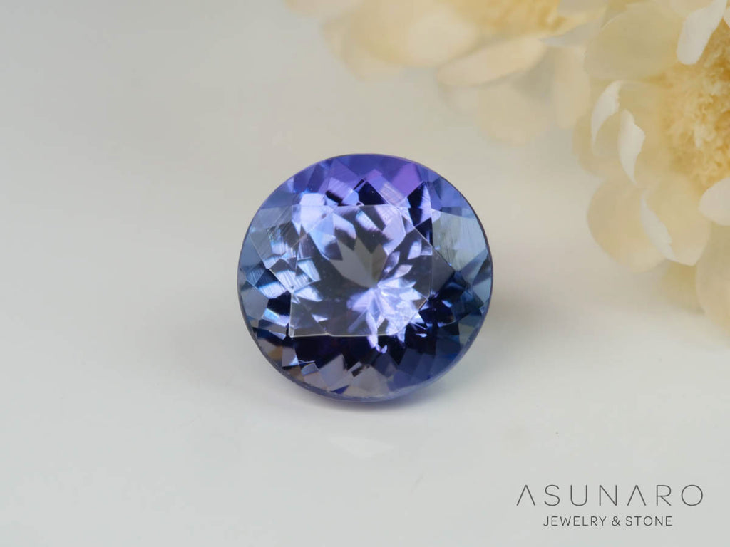 バイカラーゾイサイト（タンザナイト）ラウンドカット　タンザニア産　0.79ct【241211-2403】