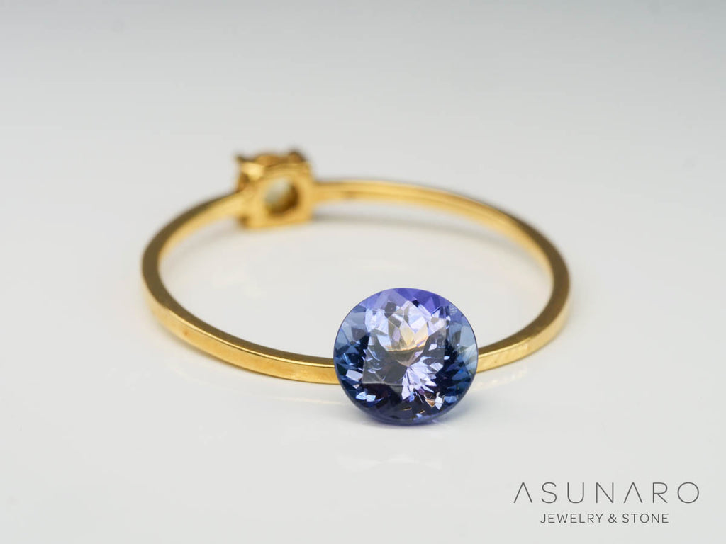 バイカラーゾイサイト（タンザナイト）ラウンドカット　タンザニア産　0.79ct【241211-2403】