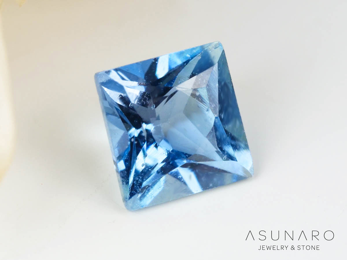 サンタマリアアクアマリン プリンセスカット ブラジル産 0.28ct 